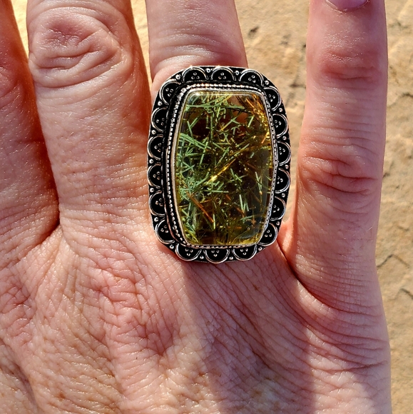 New Huge Gold Rutilated Quartz 925 Silver Ring. - Picture 11 of 12